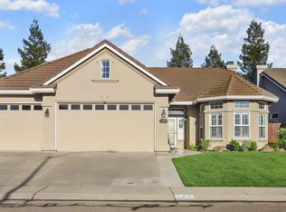 806 Live Oak Way, Lodi, CA 95242