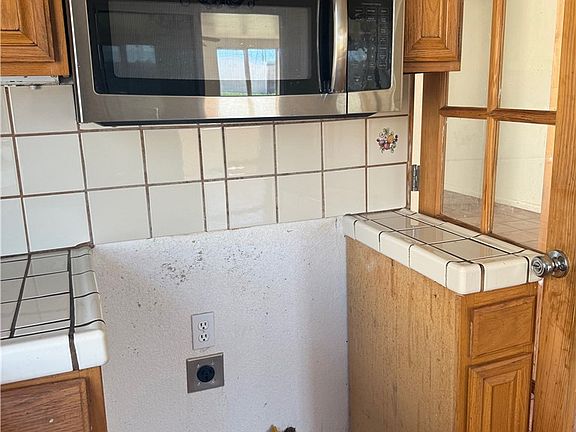 3rd image of 12590 High Desert Rd