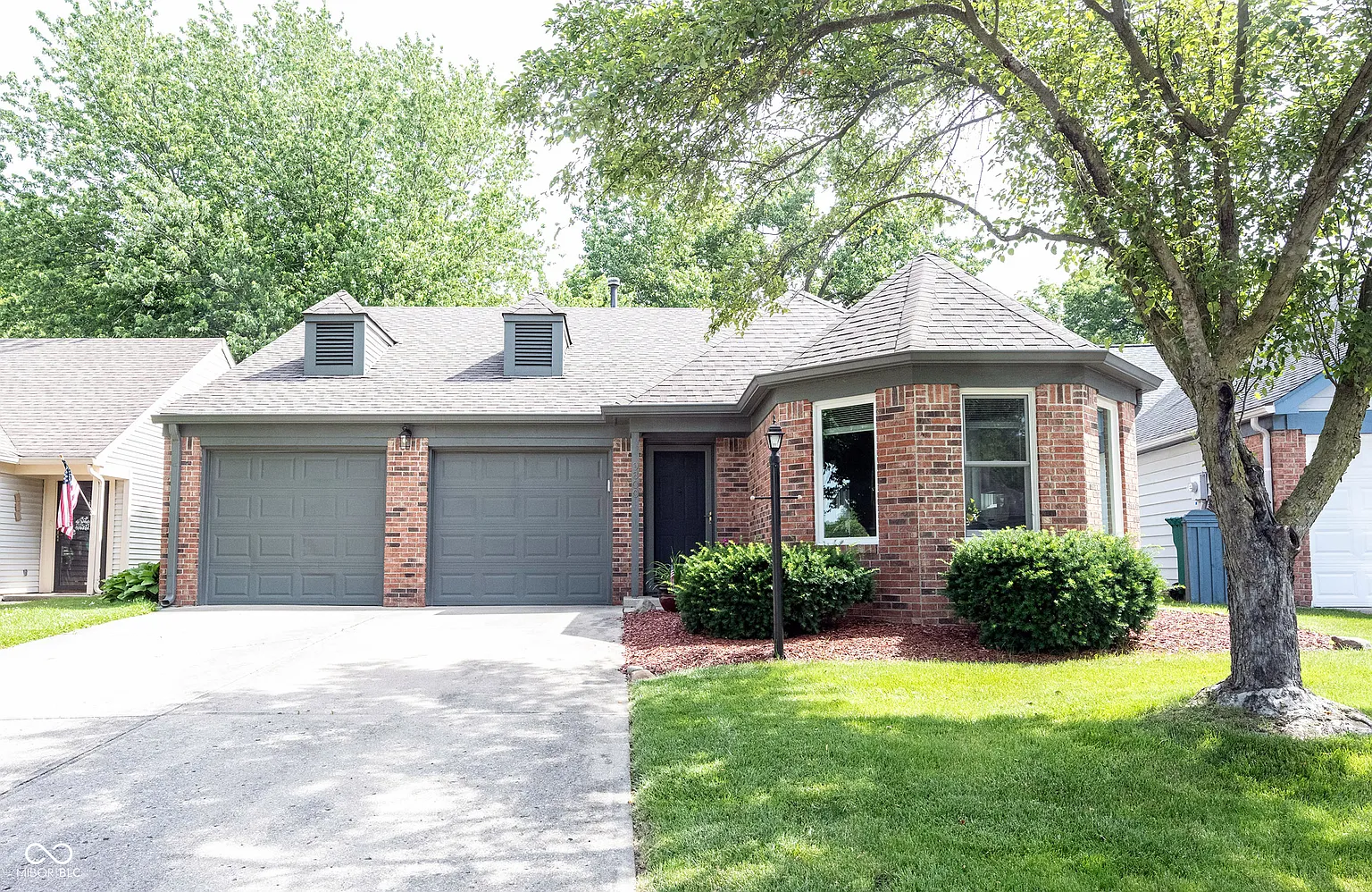 9800 River Oak Ln N photo 1