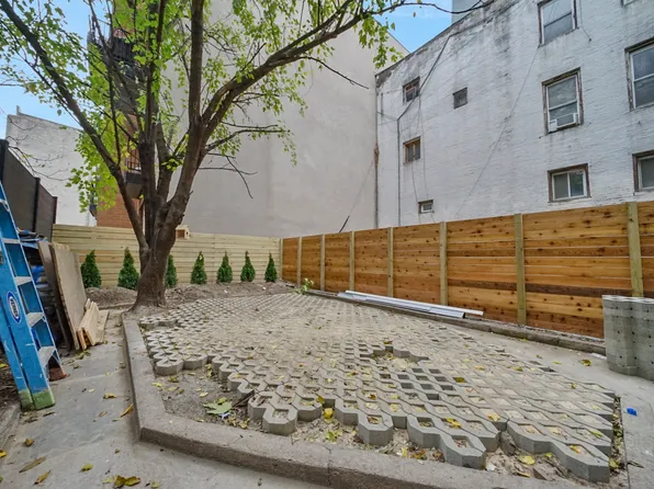 264 Berry Street image 6 of 10