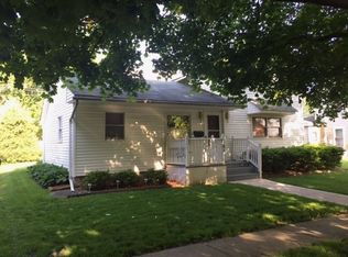 121 N Jones Ave, Amboy, IL 61310
