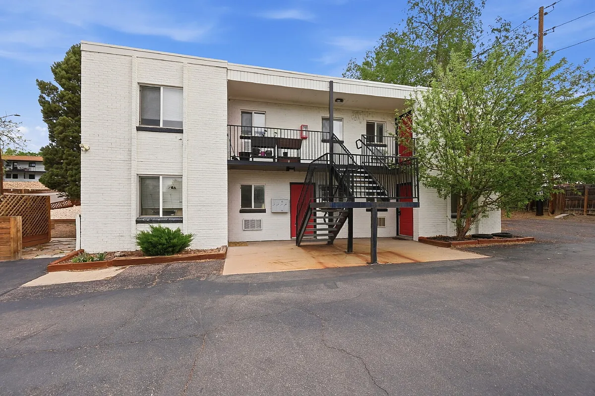 Building Photo - 1270 Wolff St #10