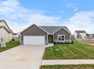 1430 Dan Brown Dr, Clarksville, TN 37042