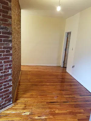 Rented by Allen Harris, LREB | media 42