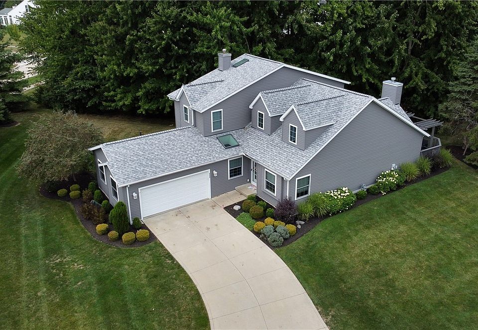 1st image of 9200 Willowbrook Ct
