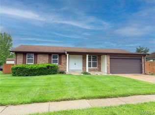1052 Deleon Ct, Fenton, MO 63026