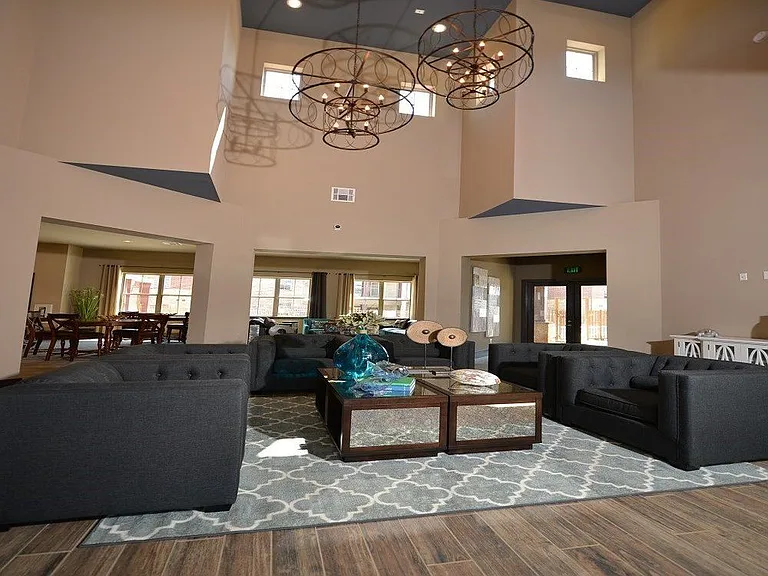 The Lakeshore Apartment Homes — Photo 12