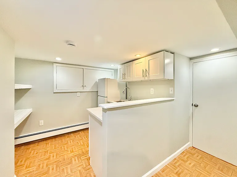 52 Manor St #1 — Photo 42