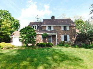 98 Rogers Ave, West Springfield, MA 01089