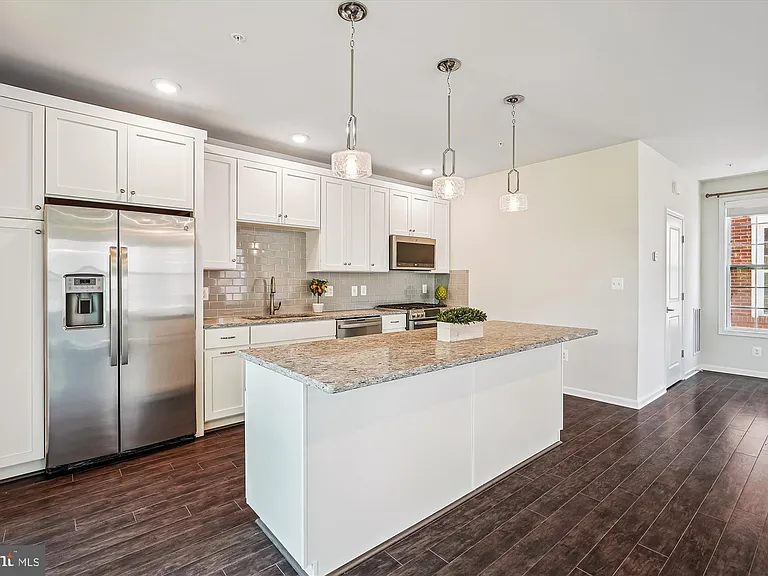 23265 Milltown Knoll Sq #101 — Photo 8