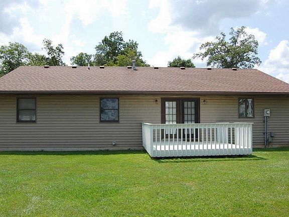 3rd image of 240 Prairie Dr