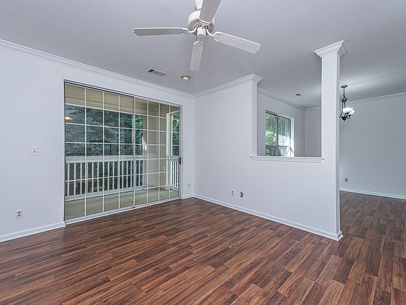 3rd image of 1600 Long Grove Dr Unit 1728