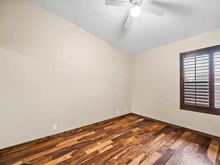 642 E Sage Brush St — Photo 59