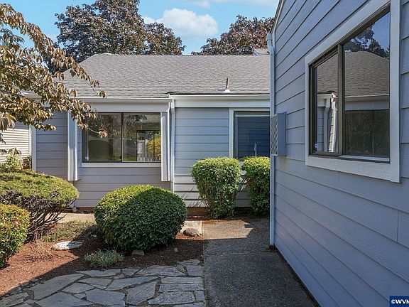 5th image of 4366 Alderbrook Ave SE