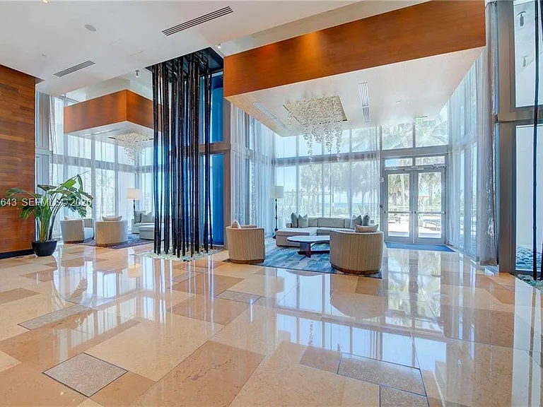 6899 Collins Ave #2208 — Photo 5