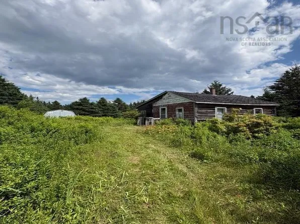 98 Barkhouse Settlement Rd, Halifax, NS B0J 2R0