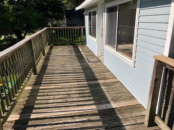 3rd image of 6790 Lake Dr