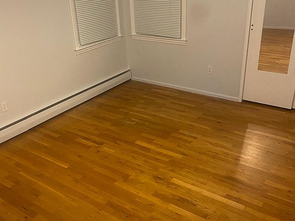 4th image of 151 Rhame Ave Floor 1