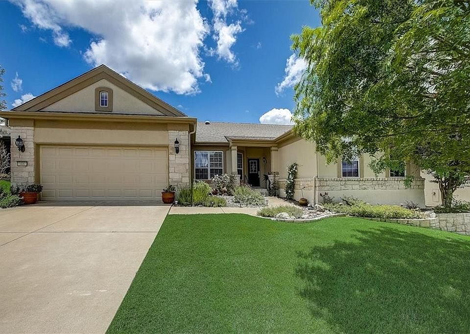 306 Goose Island Dr Georgetown Tx 78633 Zillow [ 682 x 960 Pixel ]