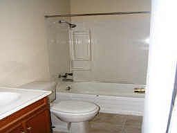 2nd image of 1203 Glynn Oaks Dr