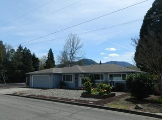 1225 NE Meier Dr, Grants Pass, OR 97526