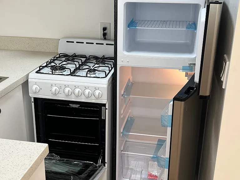 1711 W Alameda Ave #C — Photo 8