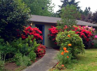 5489 Lynwood Center Rd NE, Bainbridge Island, WA 98110