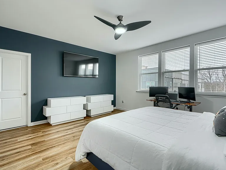 2596 Neabsco Common Pl — Photo 55