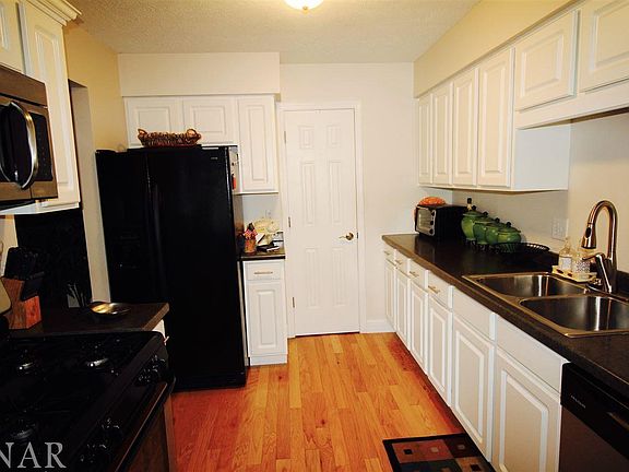 4th image of 44 Brandywine Ct