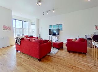 2755 N Lincoln Ave #3, Chicago, IL 60614