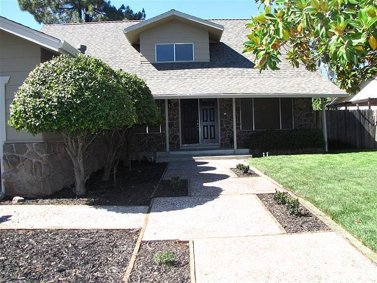 1st image of 2053 Paloma Ave
