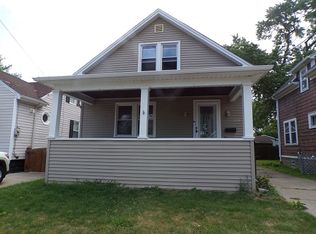 209 82nd St, Niagara Falls, NY 14304
