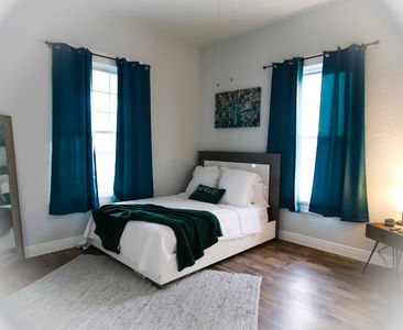 2905 W Ivy St, Tampa, FL, 33607