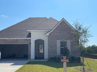 215 Hydrangea Blvd, Freeport, FL 32439