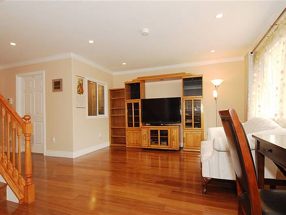 5th image of 1222 Swinging Gate Ct