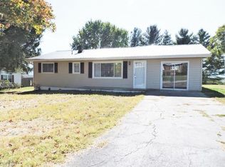 211 Maple St, Mount Carmel, TN 37645