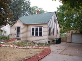 708 Saint Croix St N, Hudson, WI 54016