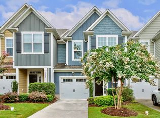 106 Hundred Oaks Ln, Holly Springs, NC 27540