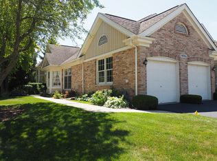 10701 Hollow Tree Rd, Orland Park, IL 60462
