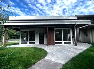 4005 Robinson St #B, Duluth, MN 55804