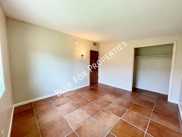 729 N Alamo Ave — Photo 17