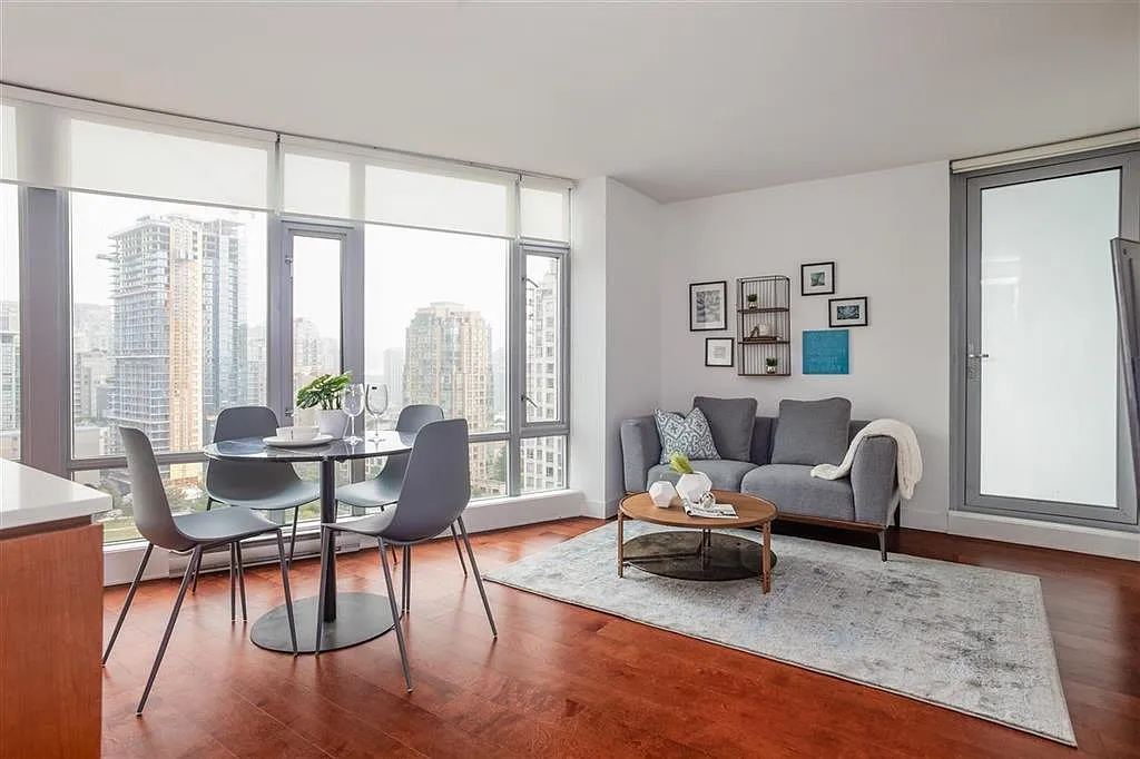 2 bed, 800 sqft, $3,400 — Photo 2