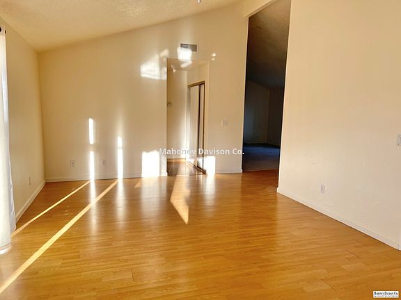 4th image of 1559 Bungalow Ln