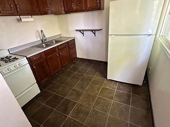3rd image of 207 N Avenue 56 Unit 1/2