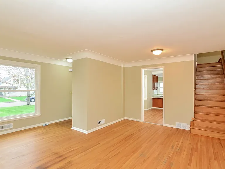 7221 Humboldt Ave S — Photo 2