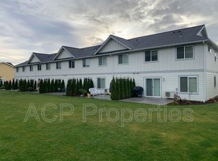 1907 N Prairie Ln UNIT 4, Lynden, WA 98264