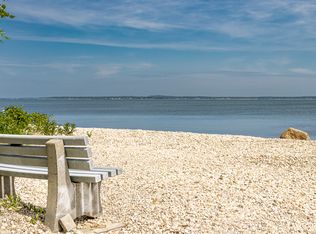 27 Bay Ave, Sag Harbor, NY 11963