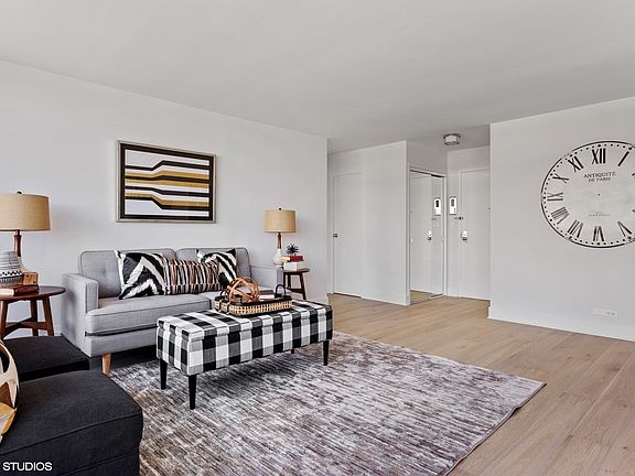 5th image of 3550 N Lake Shore Dr APT 2607