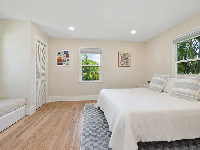 1931 High Point Cir #1 — Photo 18