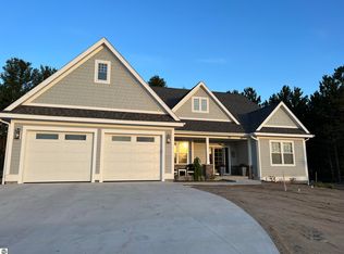 176 Vineyard Ridge Dr #31, Traverse City, MI 49686